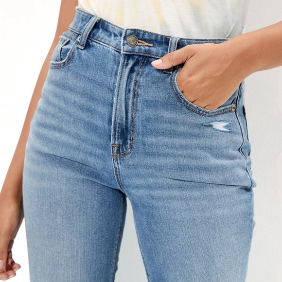 NWT American Eagle high waisted mom jeans - Picture 3 of 7